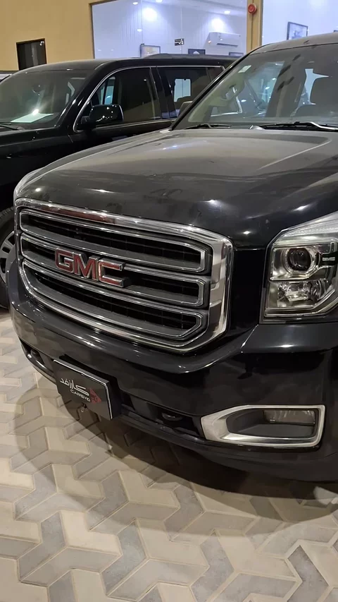 GMC Yukon SLE XL 2018