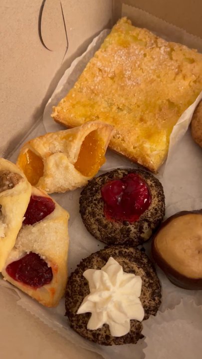 Grandview Bakery - Bakeries Near Me - Pittsburgh, Pennsylvania
