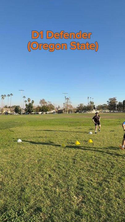 LTC Soccer - Coach Liam doing a passing pattern w/ Division 1 Defender - Soccer Near Me - Sherman Oaks, California