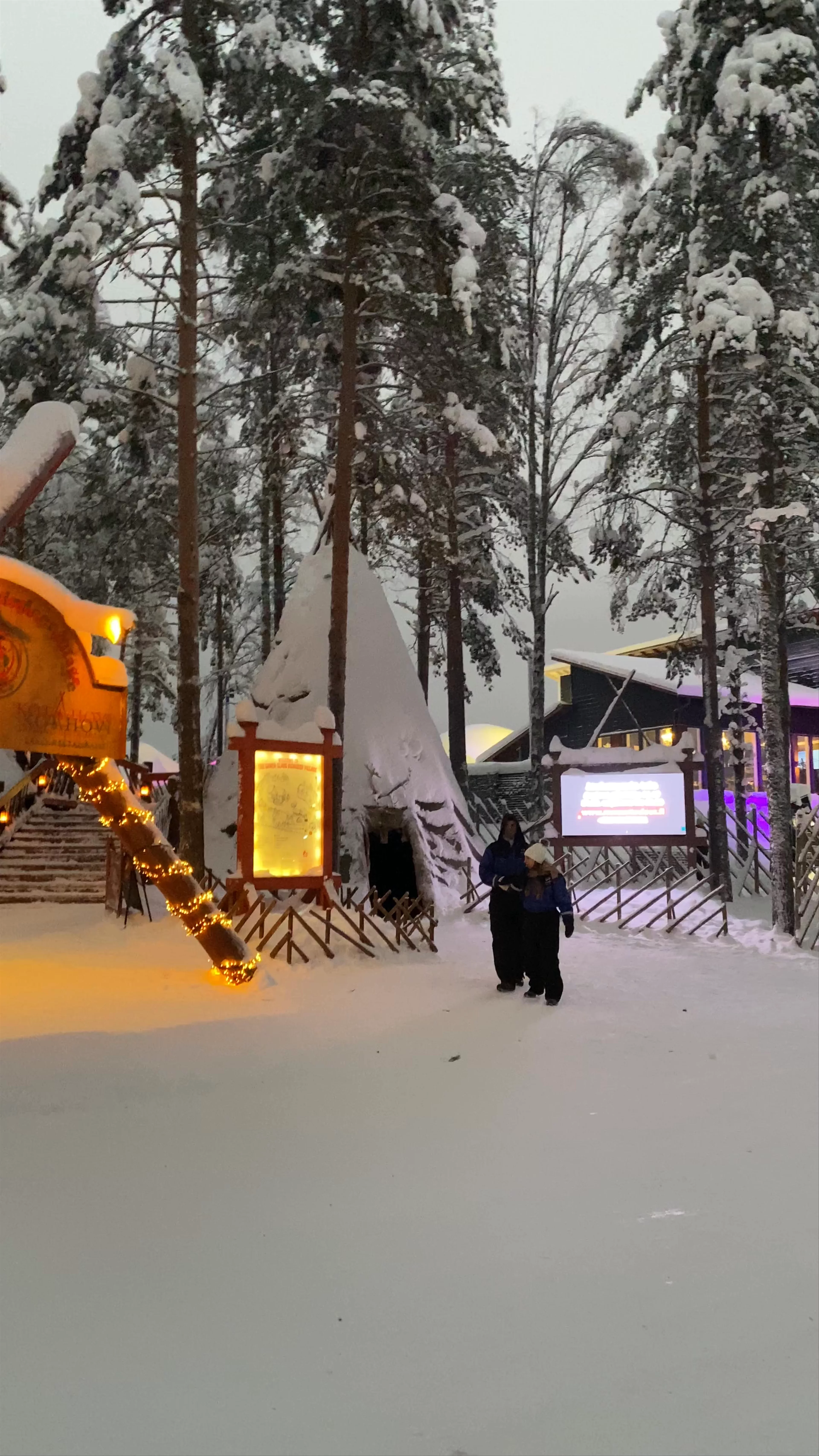 Santa Claus Reindeer, Joulumaantie, Rovaniemi, Finland