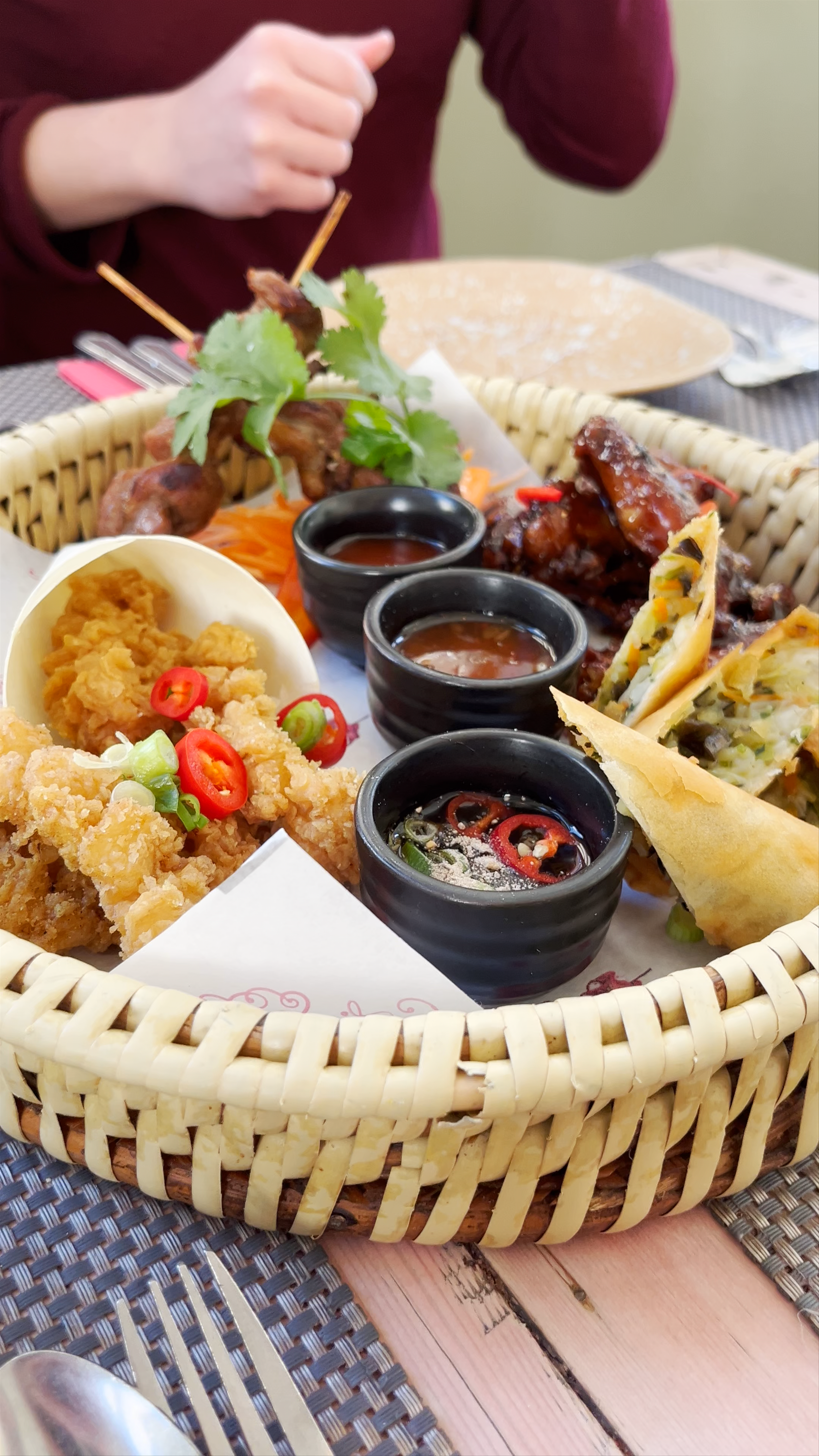 Giggling Squid Bath: Elegant Asian Fusion Dining Experience