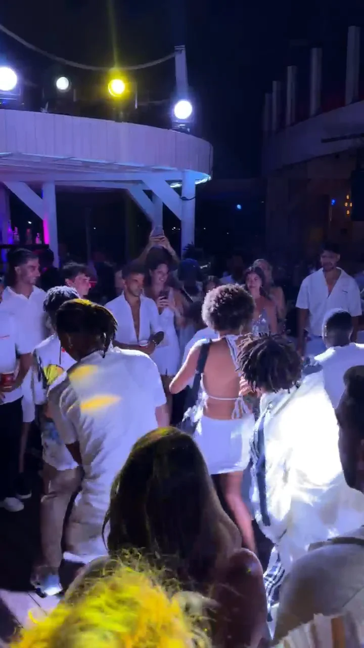 Video 2 · Noelia · Cabo Verde Beach Life: la Isla de Sal