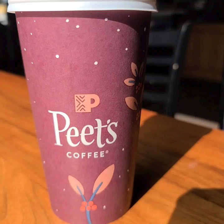 Peet's Coffee - Holiday Cup  11-16-2023 - Coffee & Tea Near Me - Redondo Beach, California