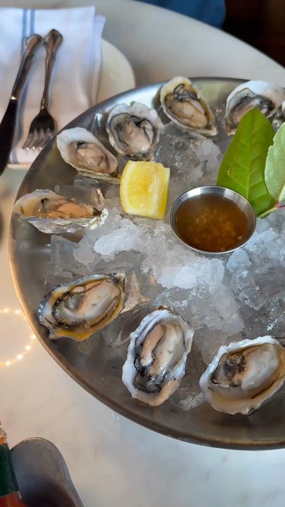 Half Shell - Oysters on the half shell - Bars Near Me - Seattle, Washington