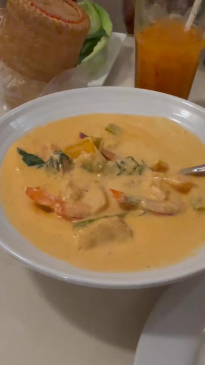 Thai Bistro Suksabay - Pumpkin curry with shrimp - Thai Near Me - Aiea, Hawaii