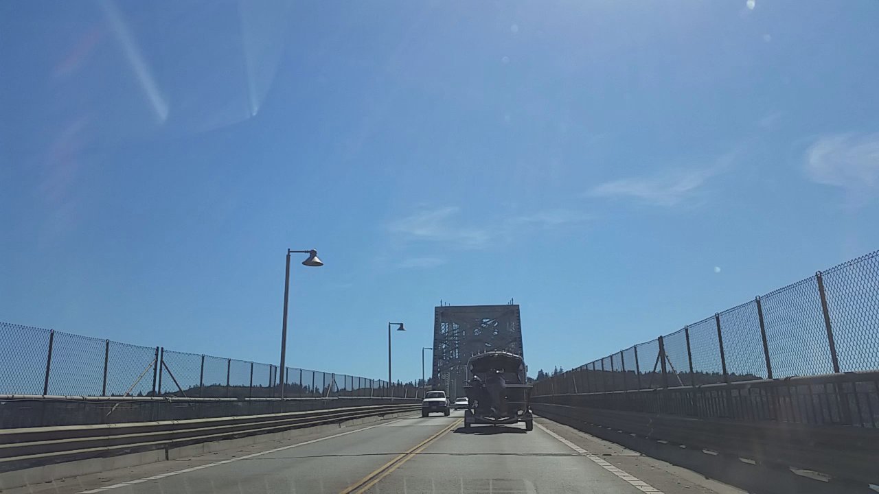 Lewis & Clark Bridge - Croosing over. WA to OR - Landmarks & Historical Buildings Near Me