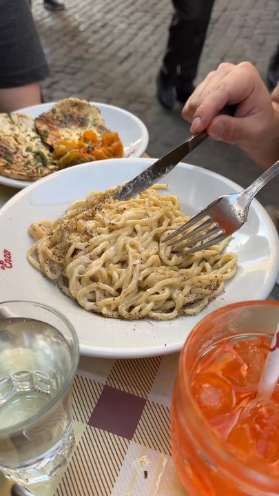 Da Enzo al 29 - Cacio e pepe pasta - Roman Near Me - Rome, RM