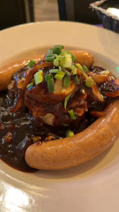 Shamrock Irons - Irish Pub Near Me - Asheville, North Carolina