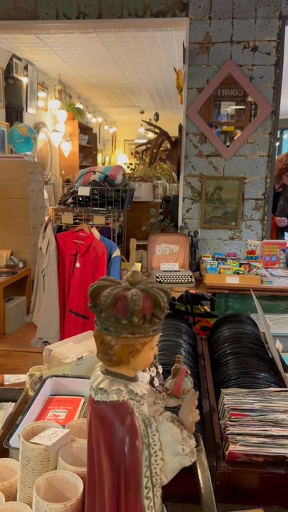 Yesterday's News - Antiques Near Me - Brooklyn, New York