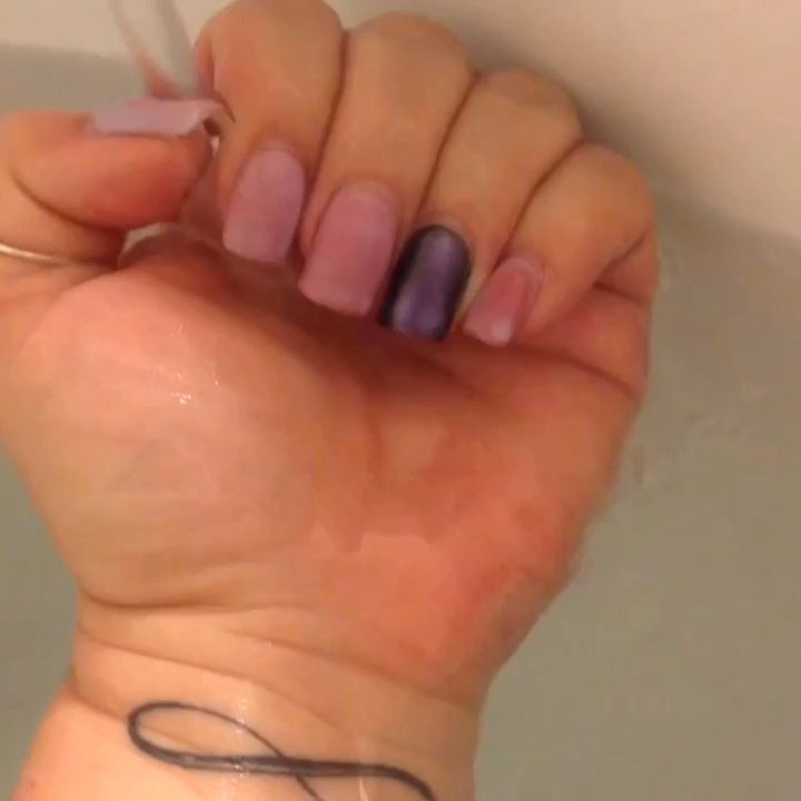 Wonder Nails - Loved my temperature changing nails from Dat......he always does an amazing job! - Nail Salons Near Me - Wildomar, California