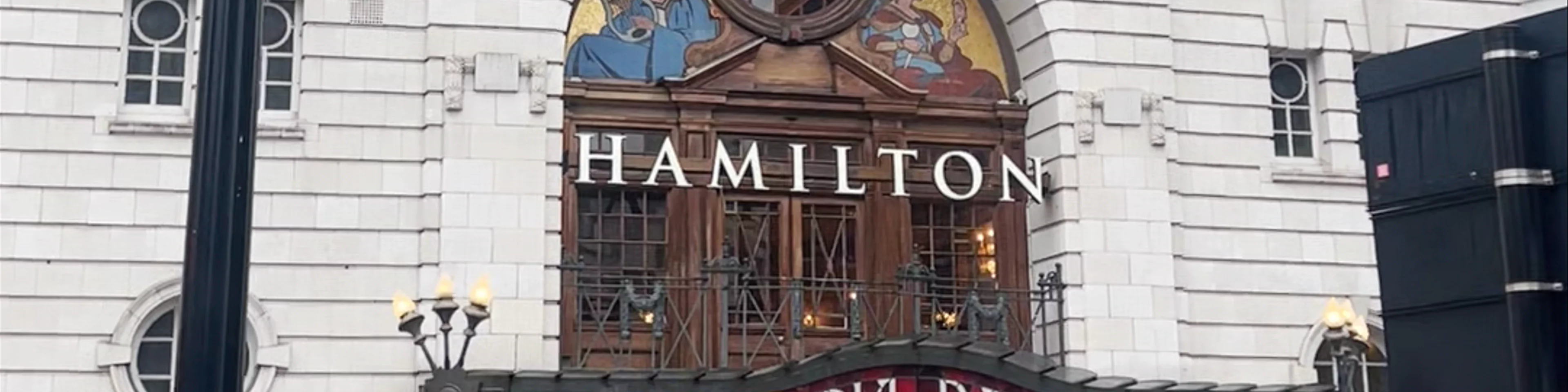 Victoria Palace Theatre