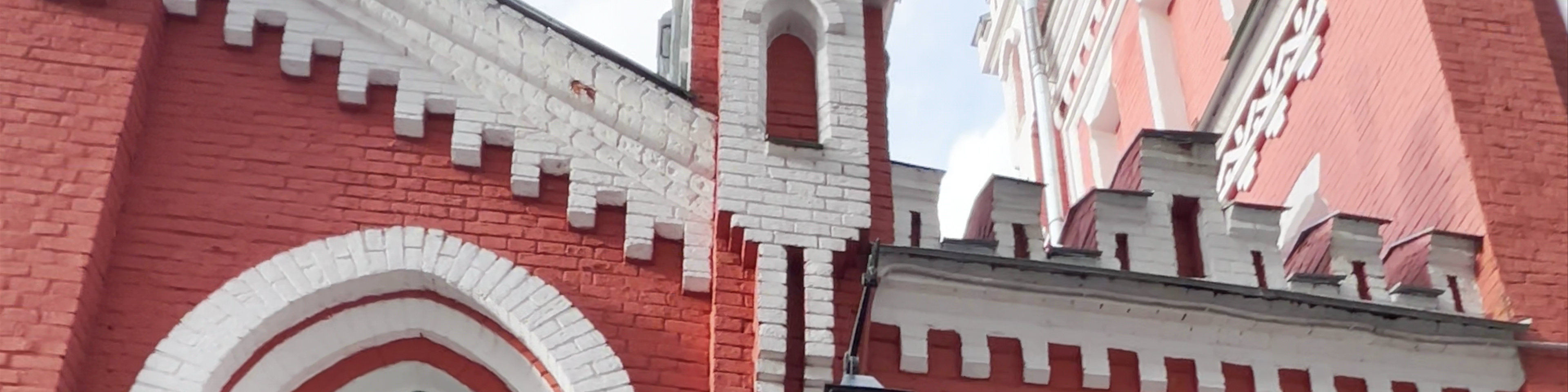 Sanduny, Neglinnaya Street