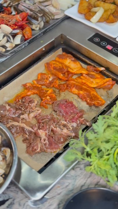 8Hotpot & Grill Buffet - Hot Pot Near Me - Westminster, California