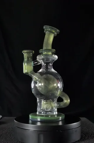 Preview pic of FATBOY GLASS BALL RIG YOSHI GREEN/BLUE NO TRADES