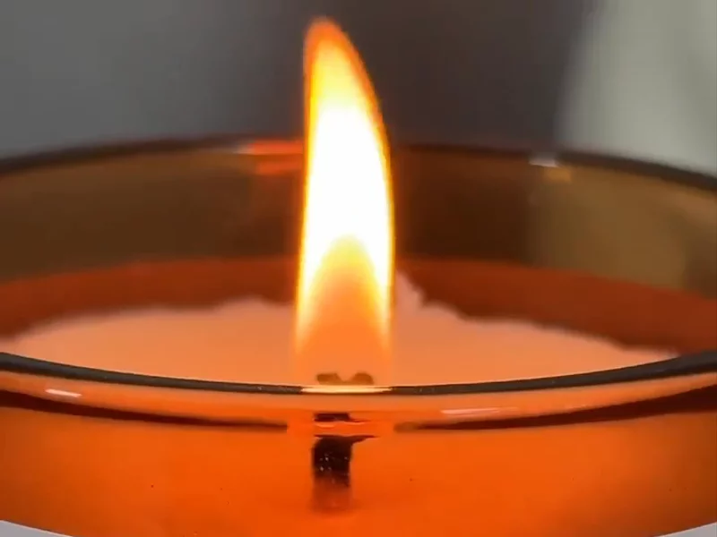 Aesthetic candle