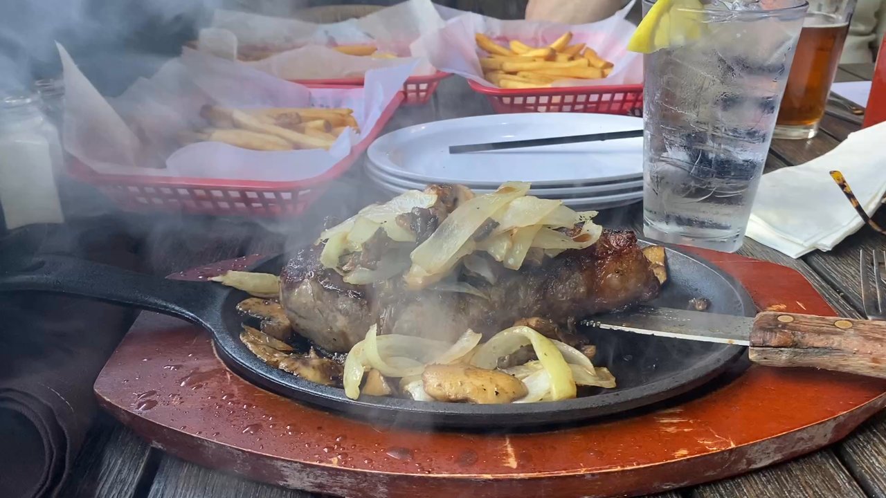 Bardi's Bar & Grill - 16 oz Sizzling steak. Incredible - American Near Me - Pequannock, New Jersey