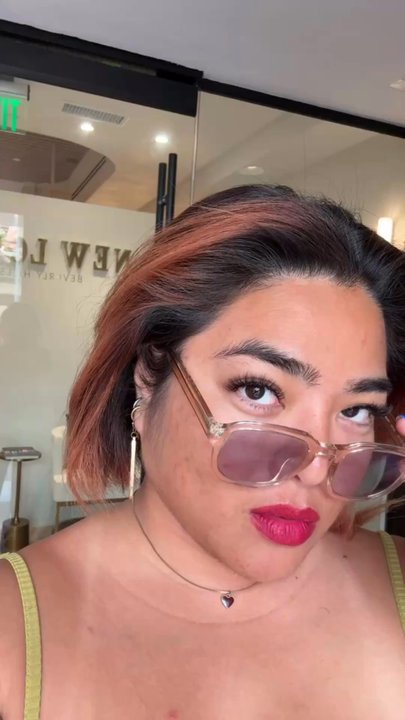 NEW Lounge - JUST GOT THEM DONE!!! Look!!! LOOOOOOK!!!!! - Eyelash Service Near Me - Beverly Hills, California