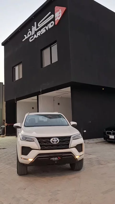 تويوتا فورتشنر GX 2022
