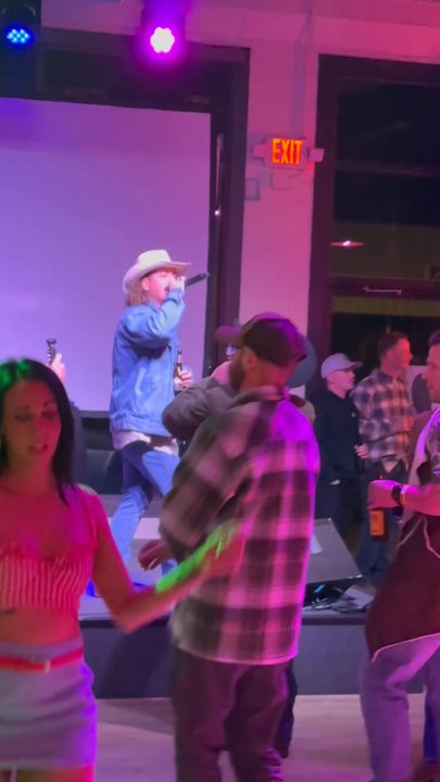 Coyote - Country rap concert? Ryan Charles - Dance Clubs Near Me - Bend, Oregon