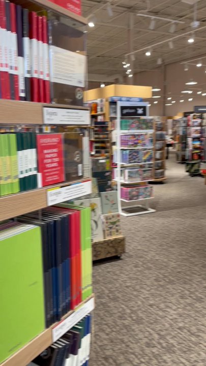 Barnes & Noble - Inside / Interior of this beautifully resurrected Barnes & Noble in Reston (near Harris Teeter in the old Office Depot space). WOW! - Bookstores Near Me - Reston, Virginia