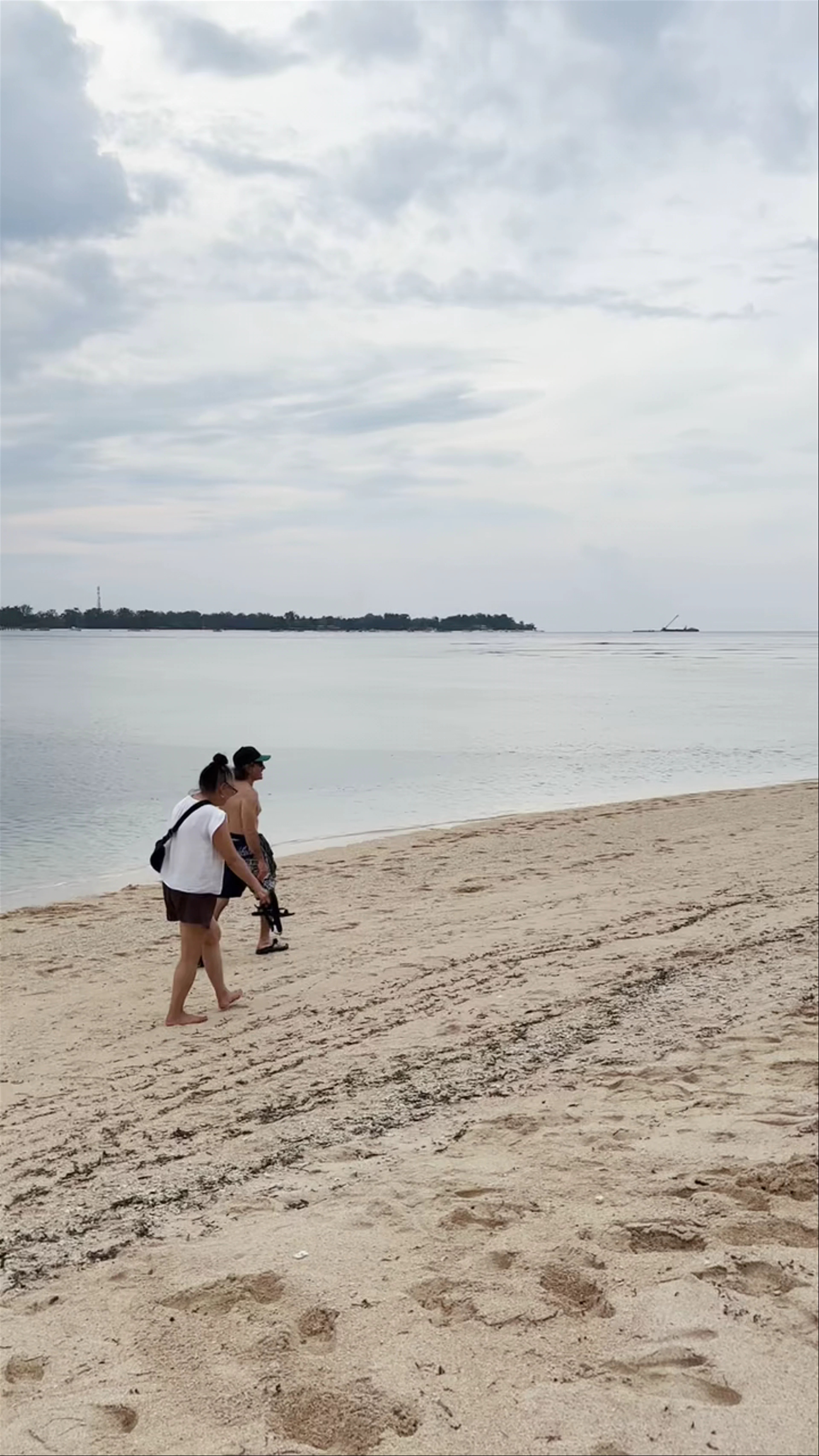 Beach ouest coast sunset, Jalan Pantai, Gili Indah