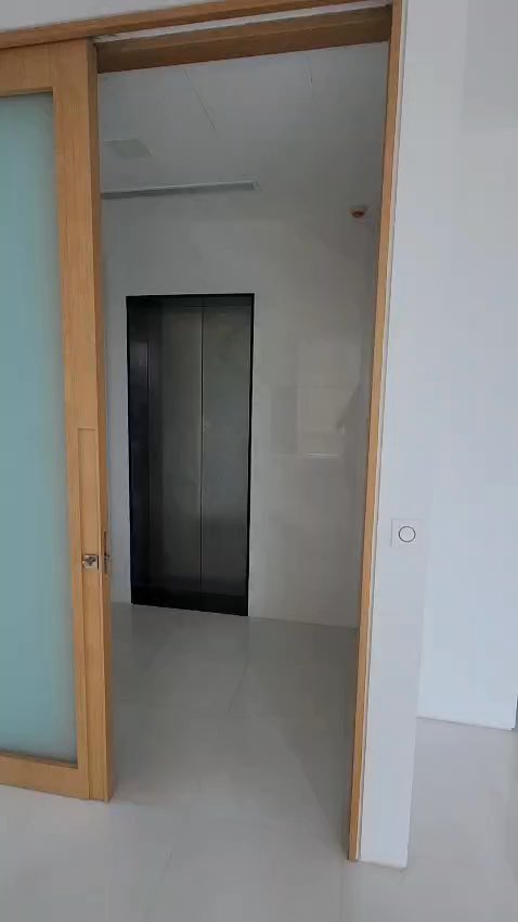 5+1 Bed Condo for Rent in  The Vermont On Cairnhill - Image 22