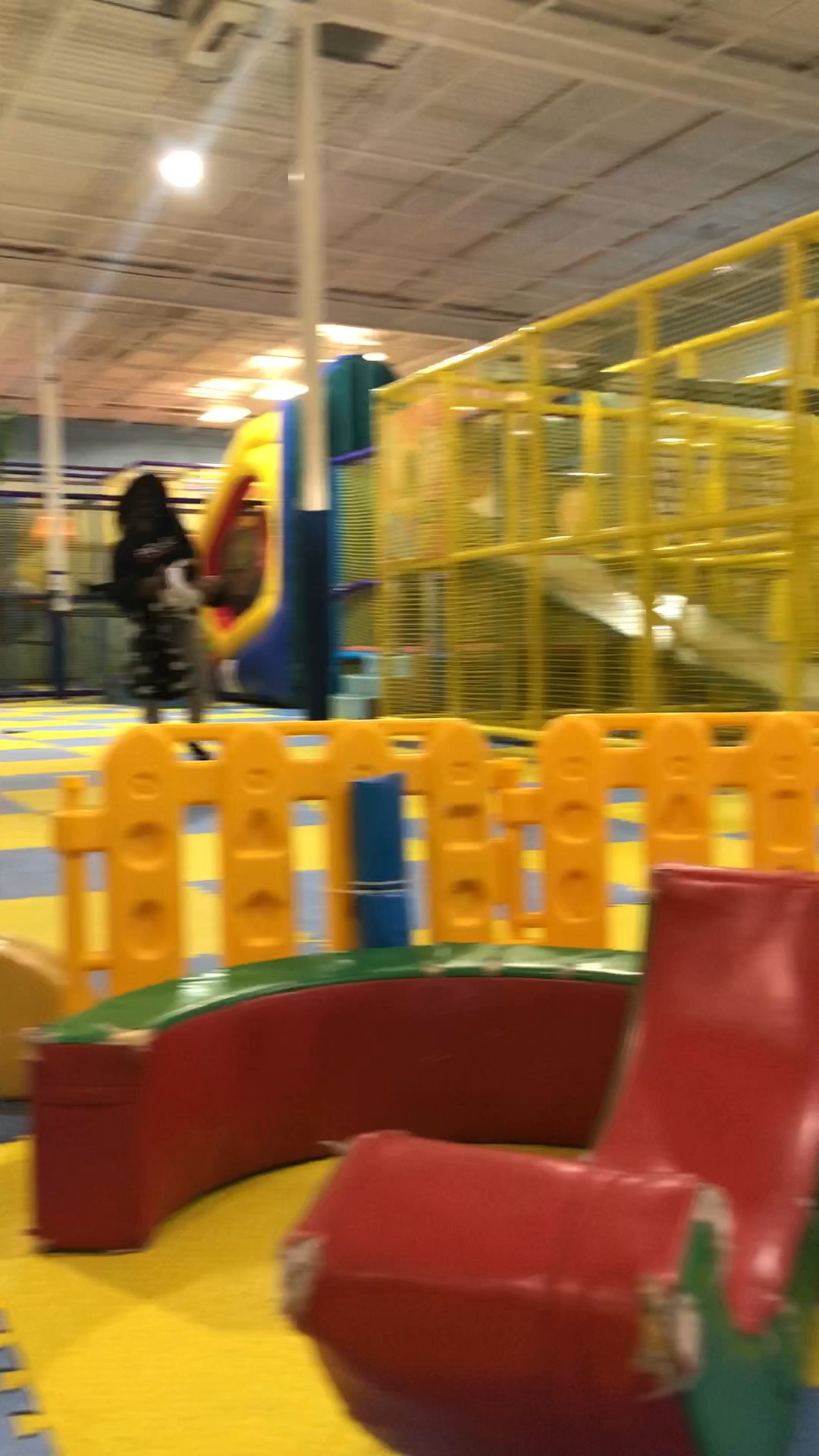 kids land 

日本育児　ベビーサークル Kids Land