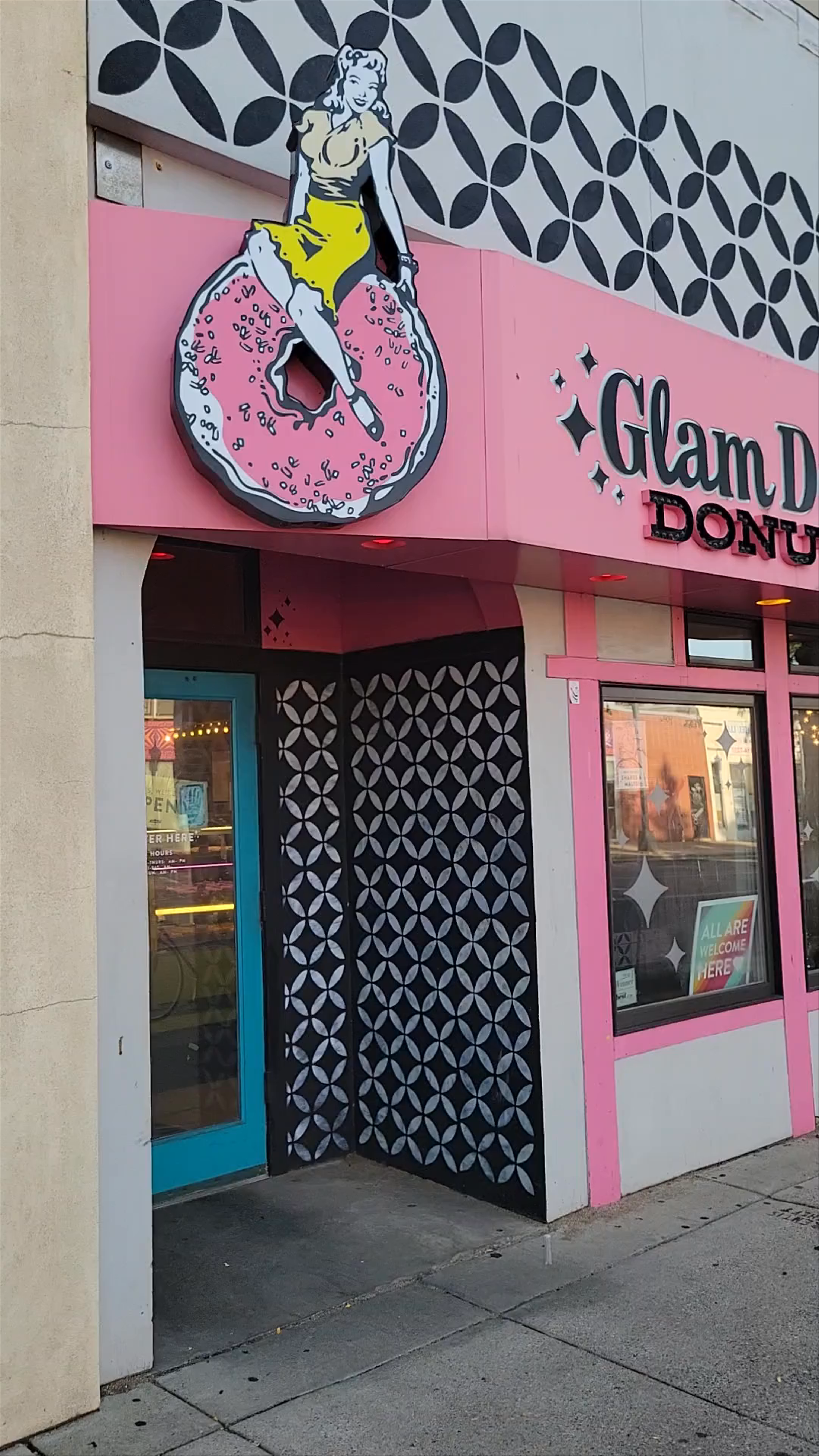 Glam Doll Donuts