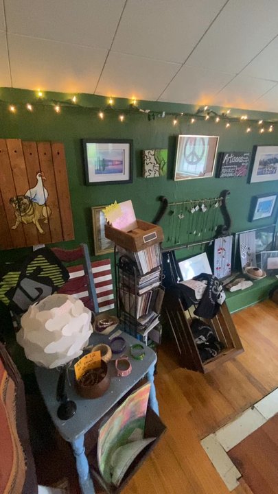 Higher Grounds - American Near Me - East Haddam, Connecticut