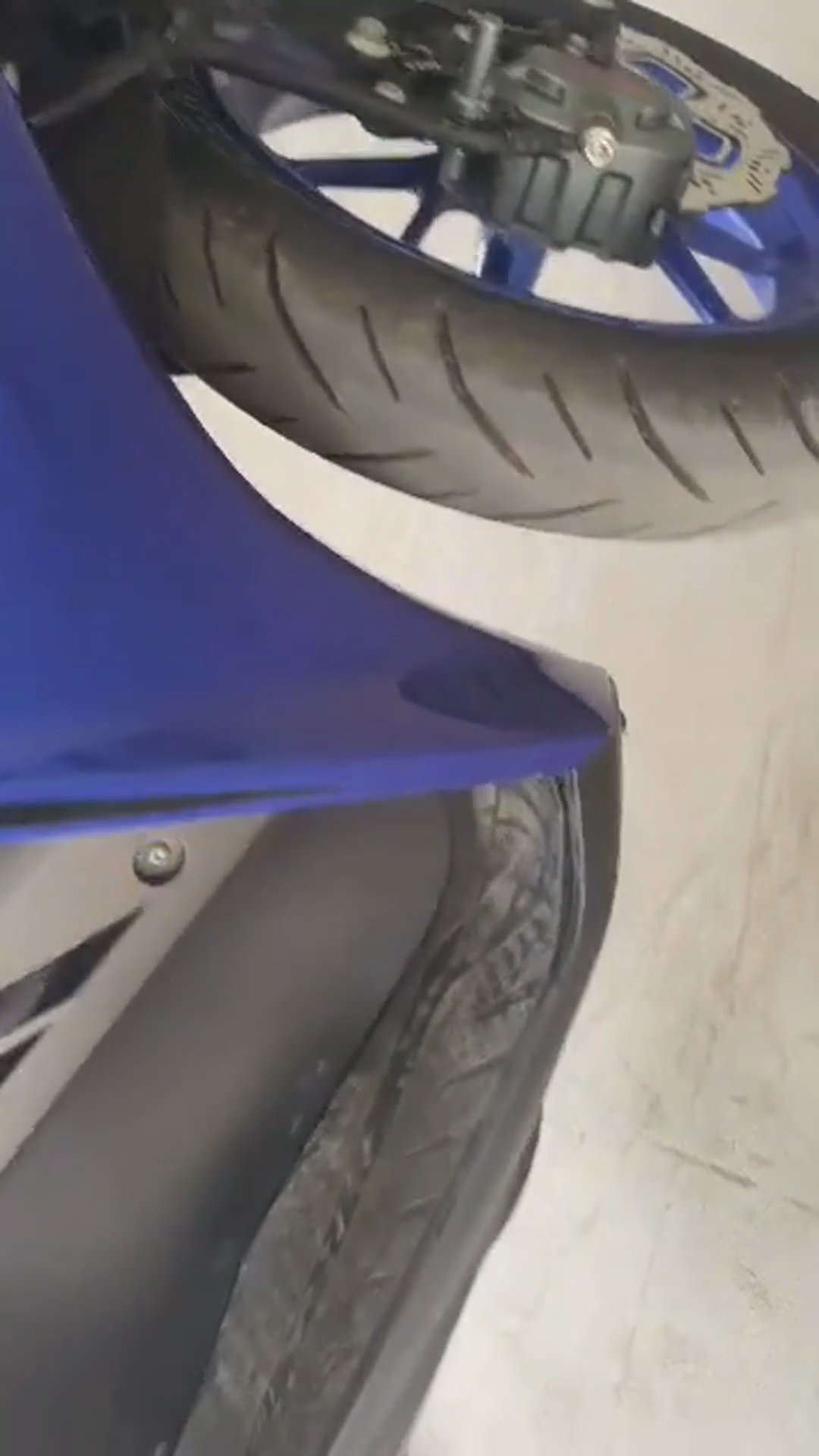 Walk-around video thumbnail