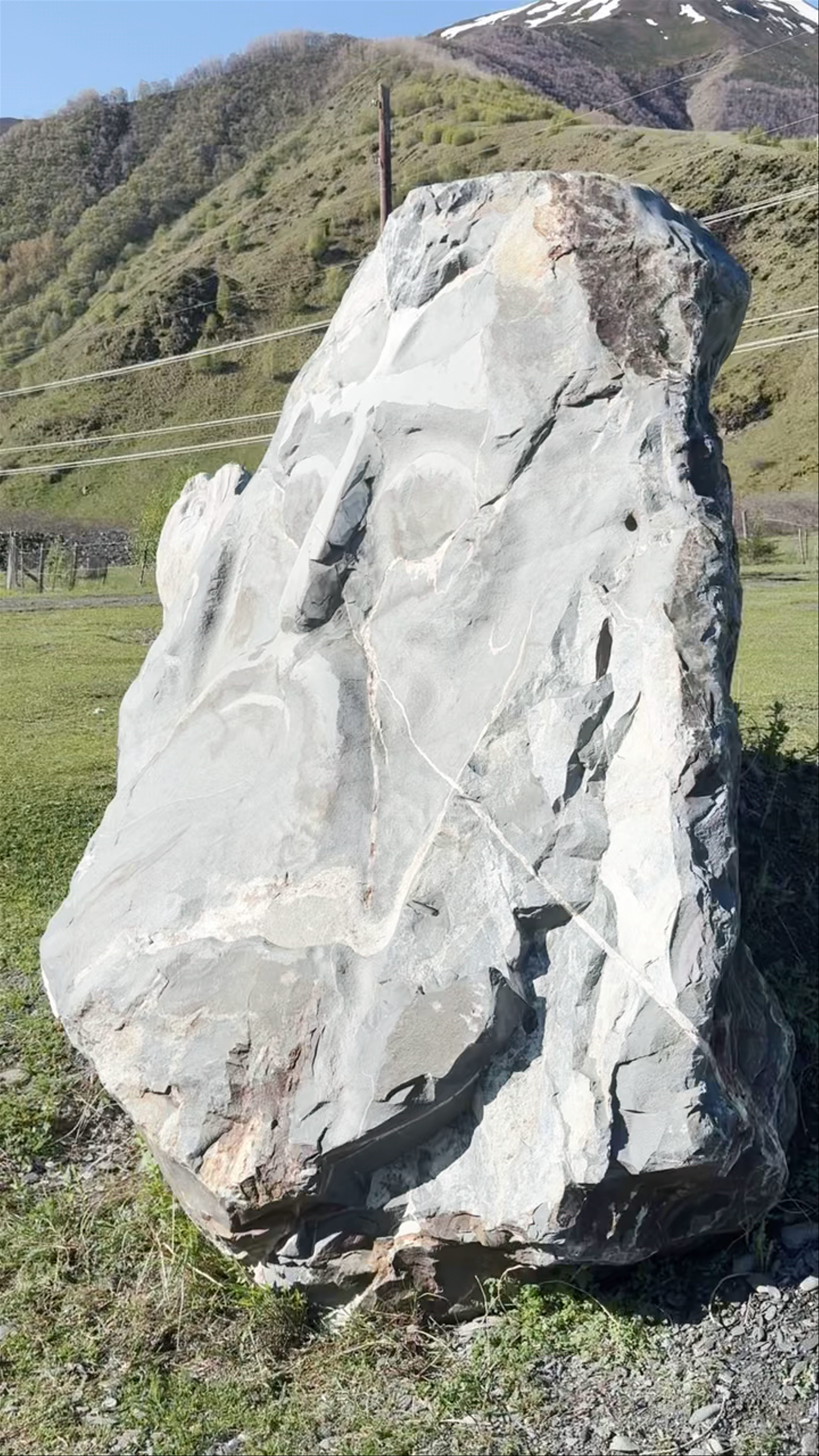 Gigantic Sculptures by Merab Phiranishvili.