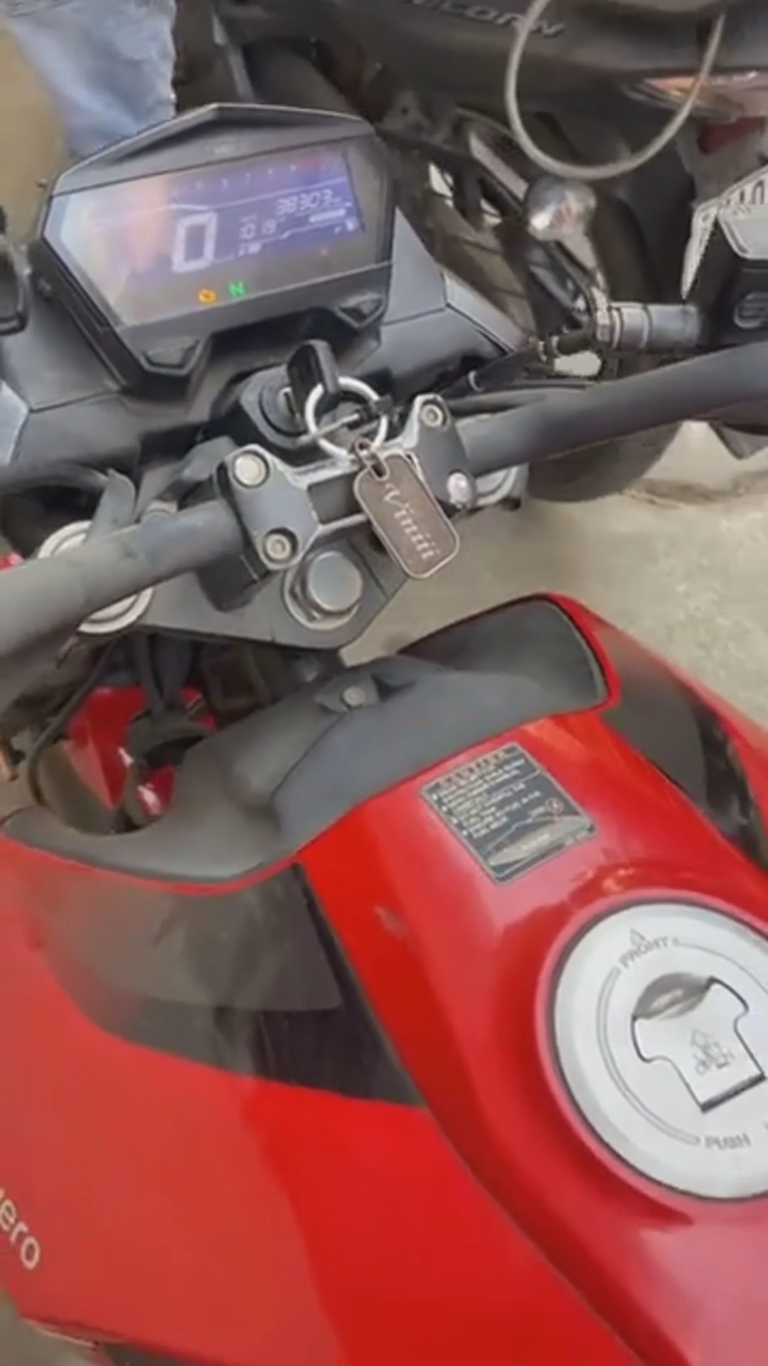 Walk-around video thumbnail