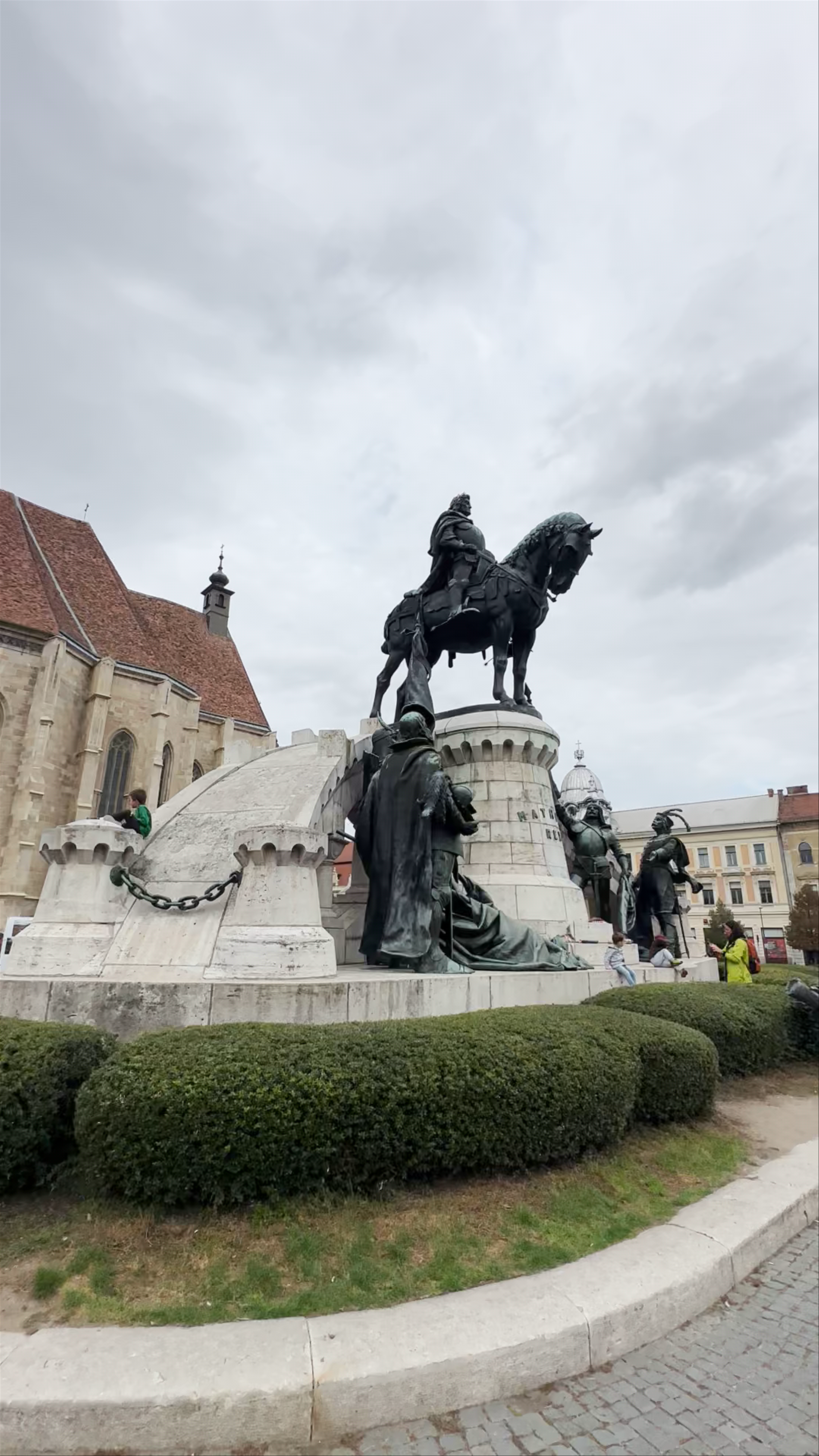 Monumento a Matías Corvino in Cluj-Napoca: Historic Majesty in Romania