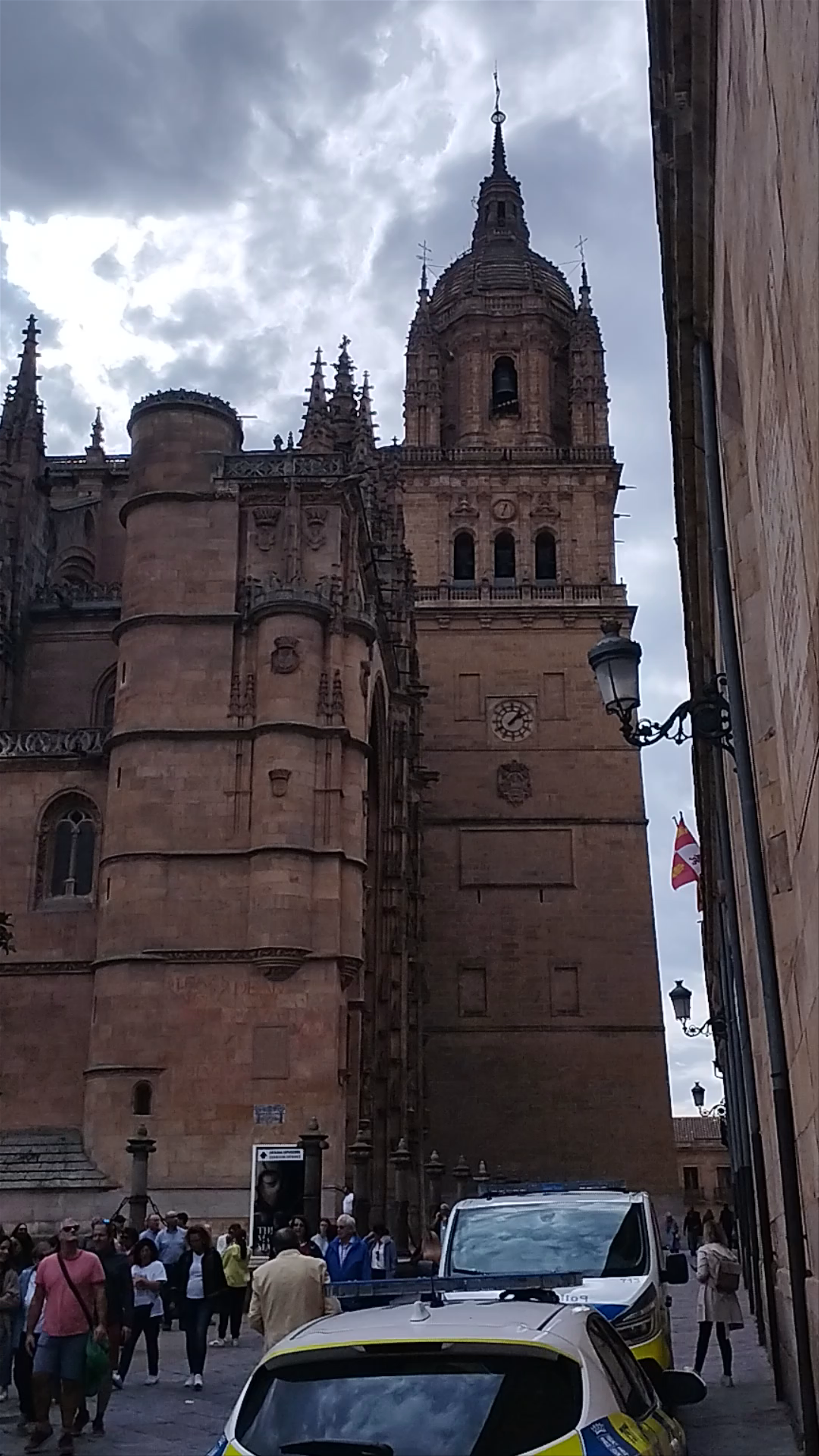 Salamanca Cathedral: Majestic Gothic Splendor in Castilla y León