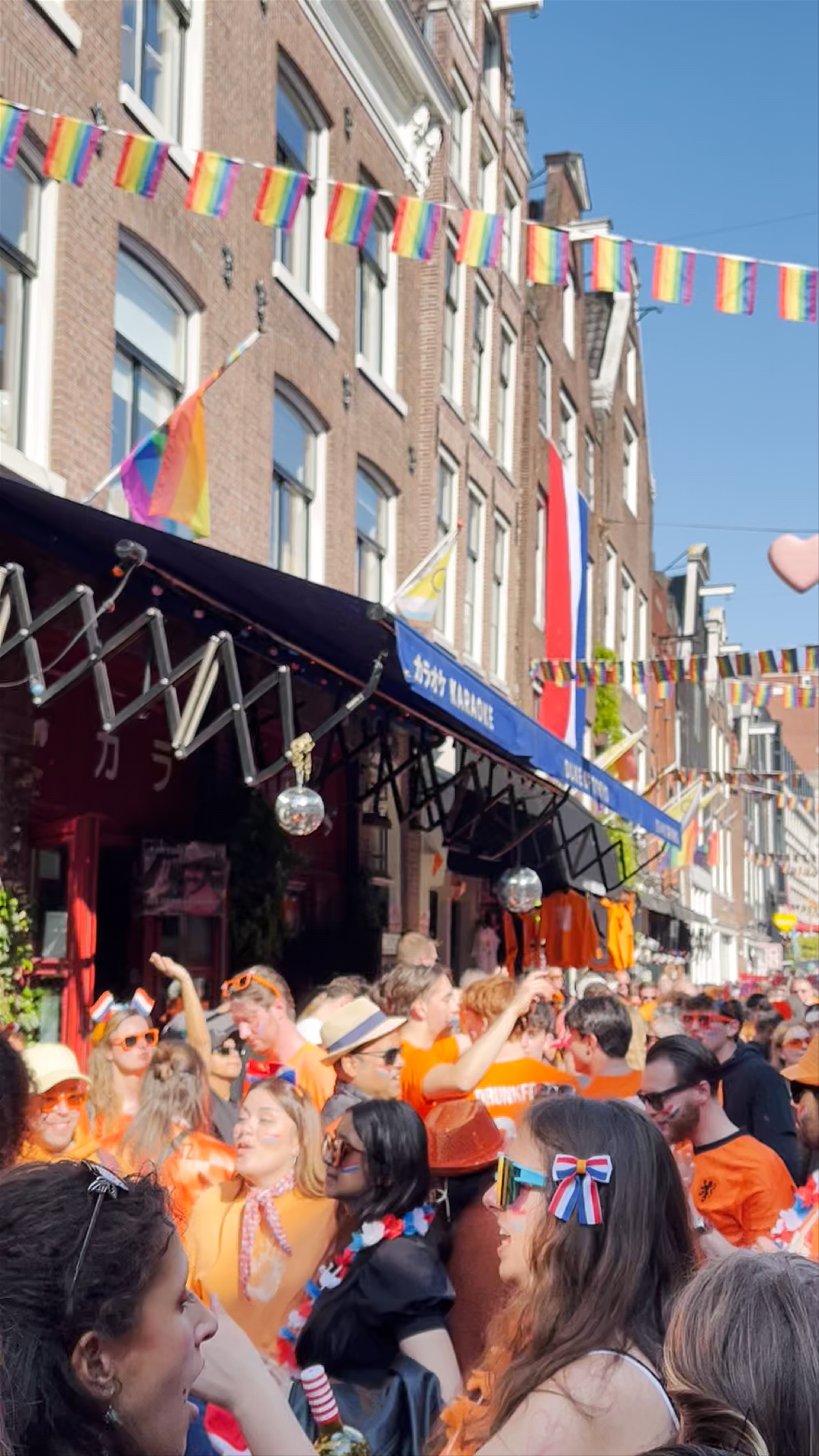 Reguliersdwarsstraat 1