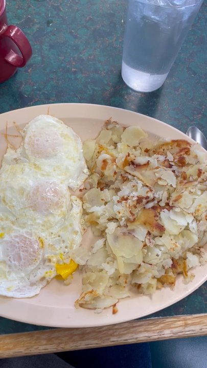 Mr Allison's - Hidden gem! Affordable and delicious. Love ham? This is the place! Huge  portions long term servers.No frills - Breakfast & Brunch Near Me - Arlington Heights, Illinois