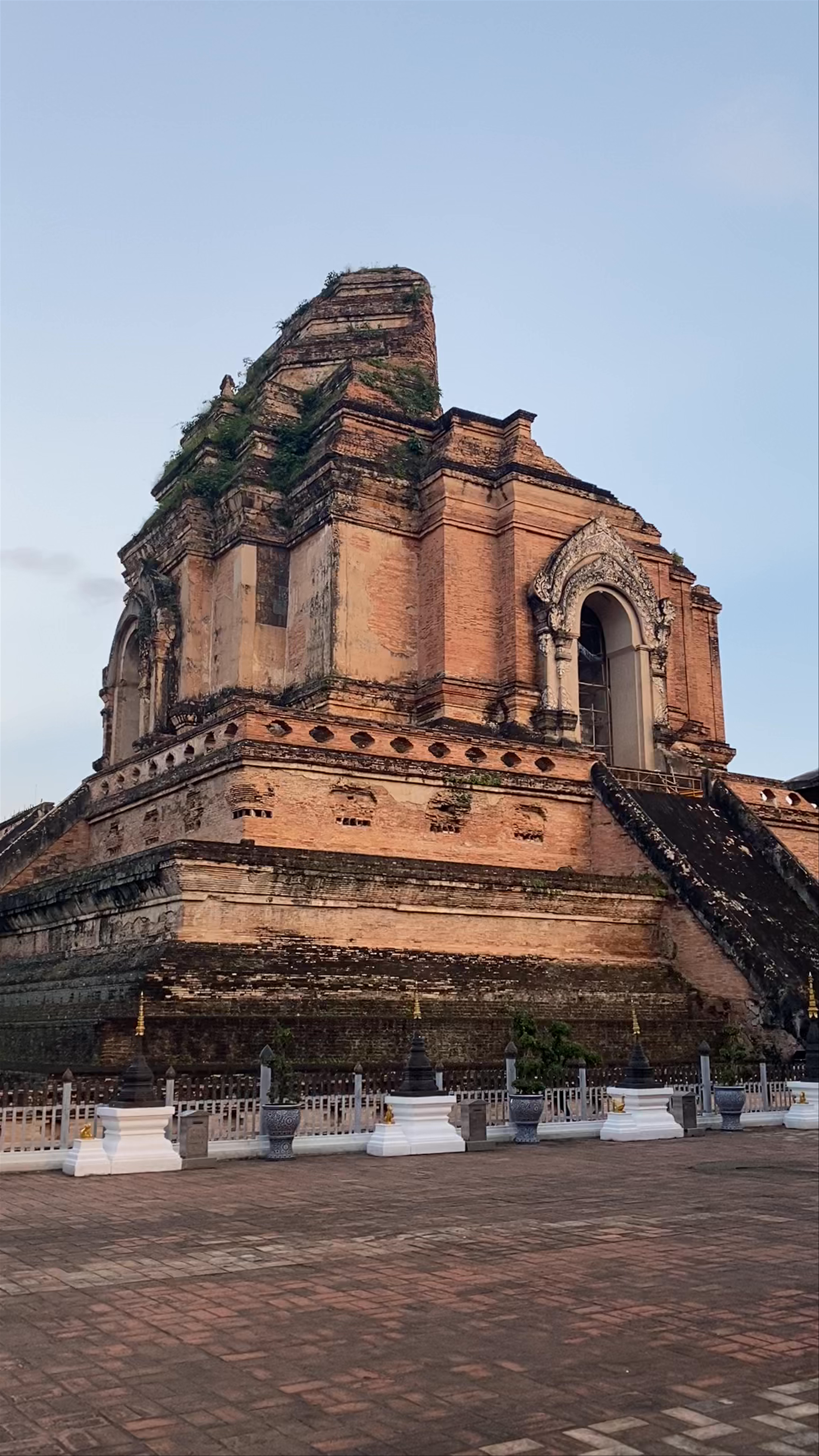 Sunset at Wat Chedi Luang: Ancient Spirit of Chiang Mai