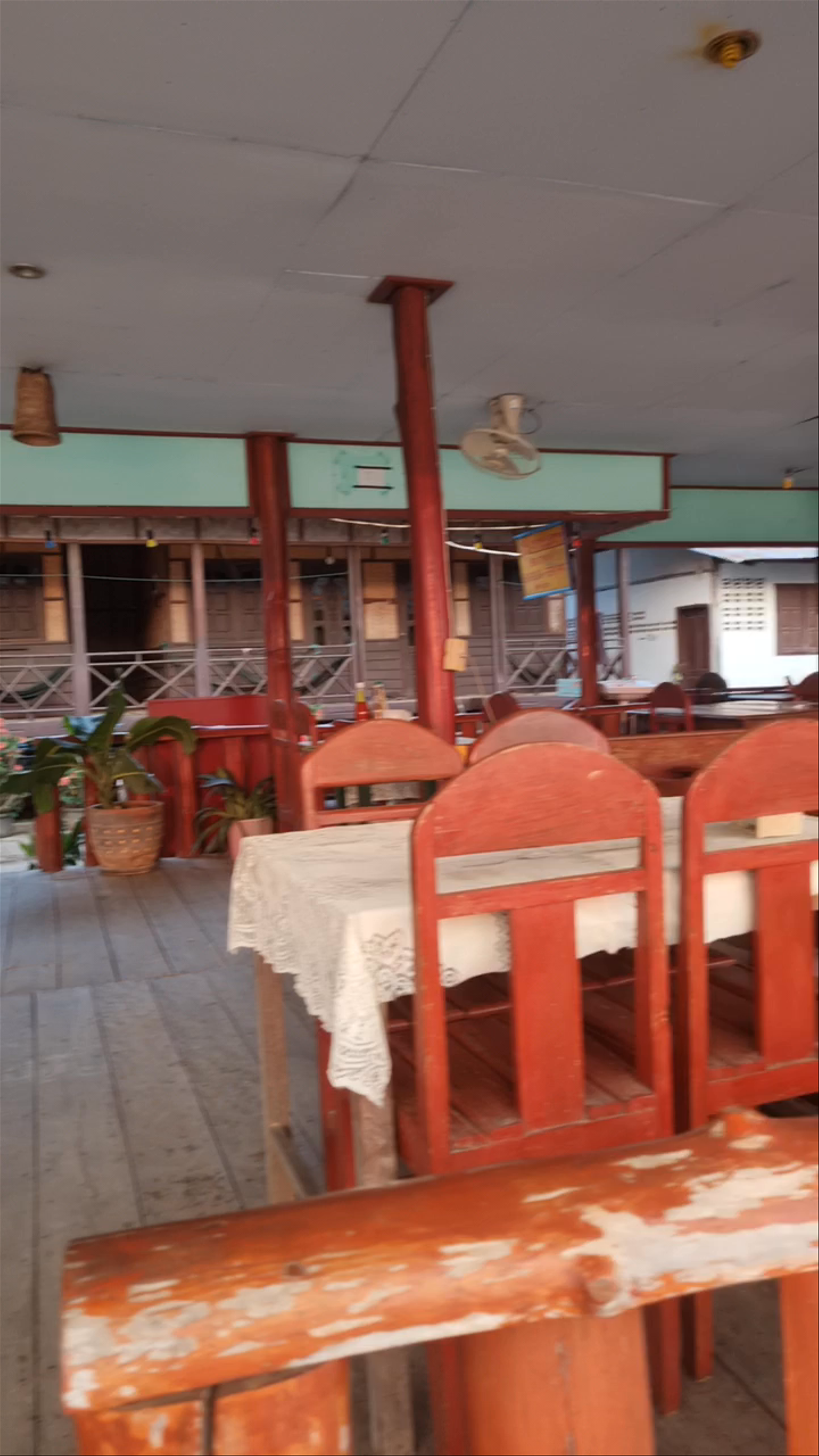 Seng Thavone 1 Bungalows Restaurant