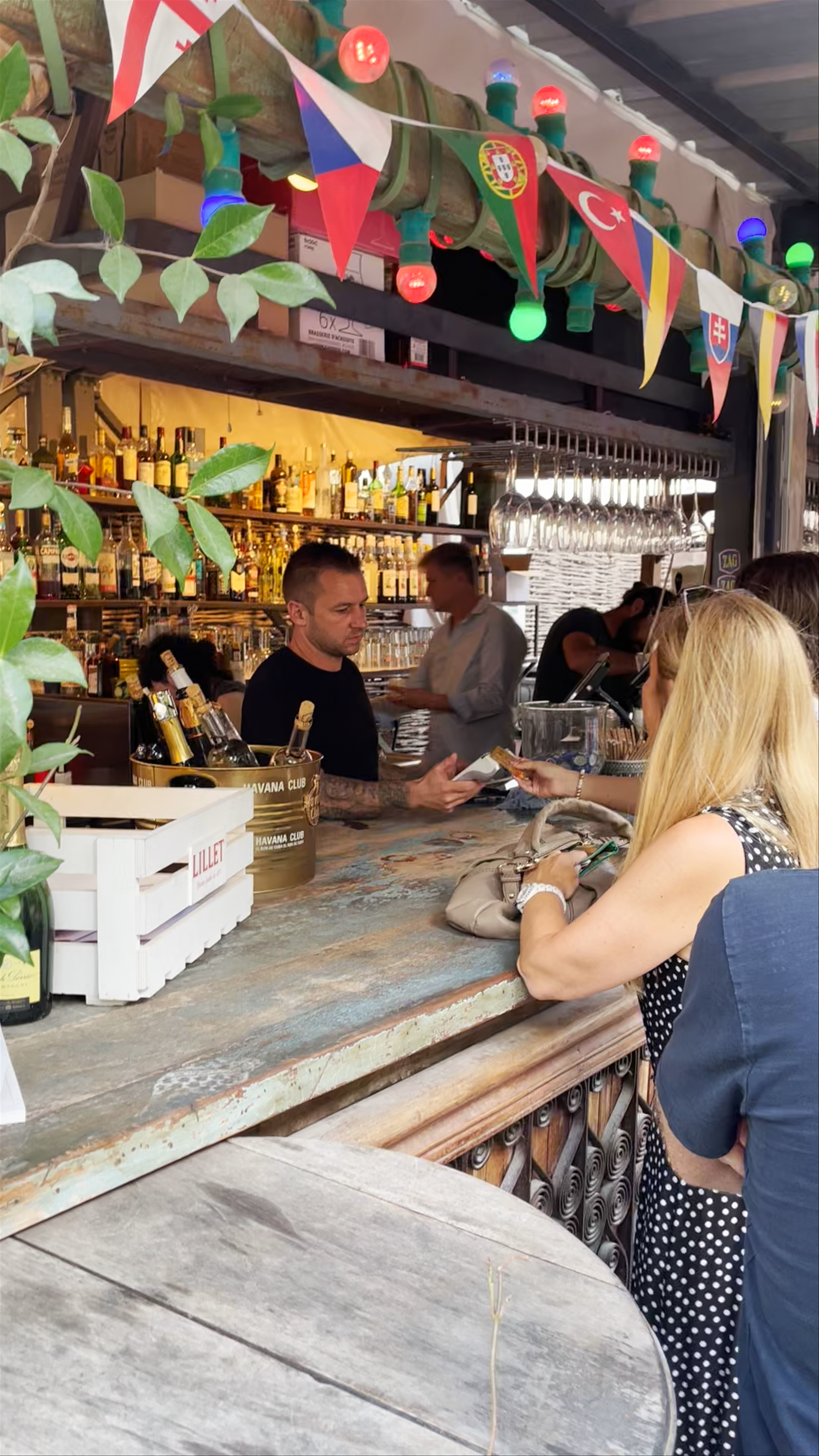 Bistrot Les Pieds dans l’Eau