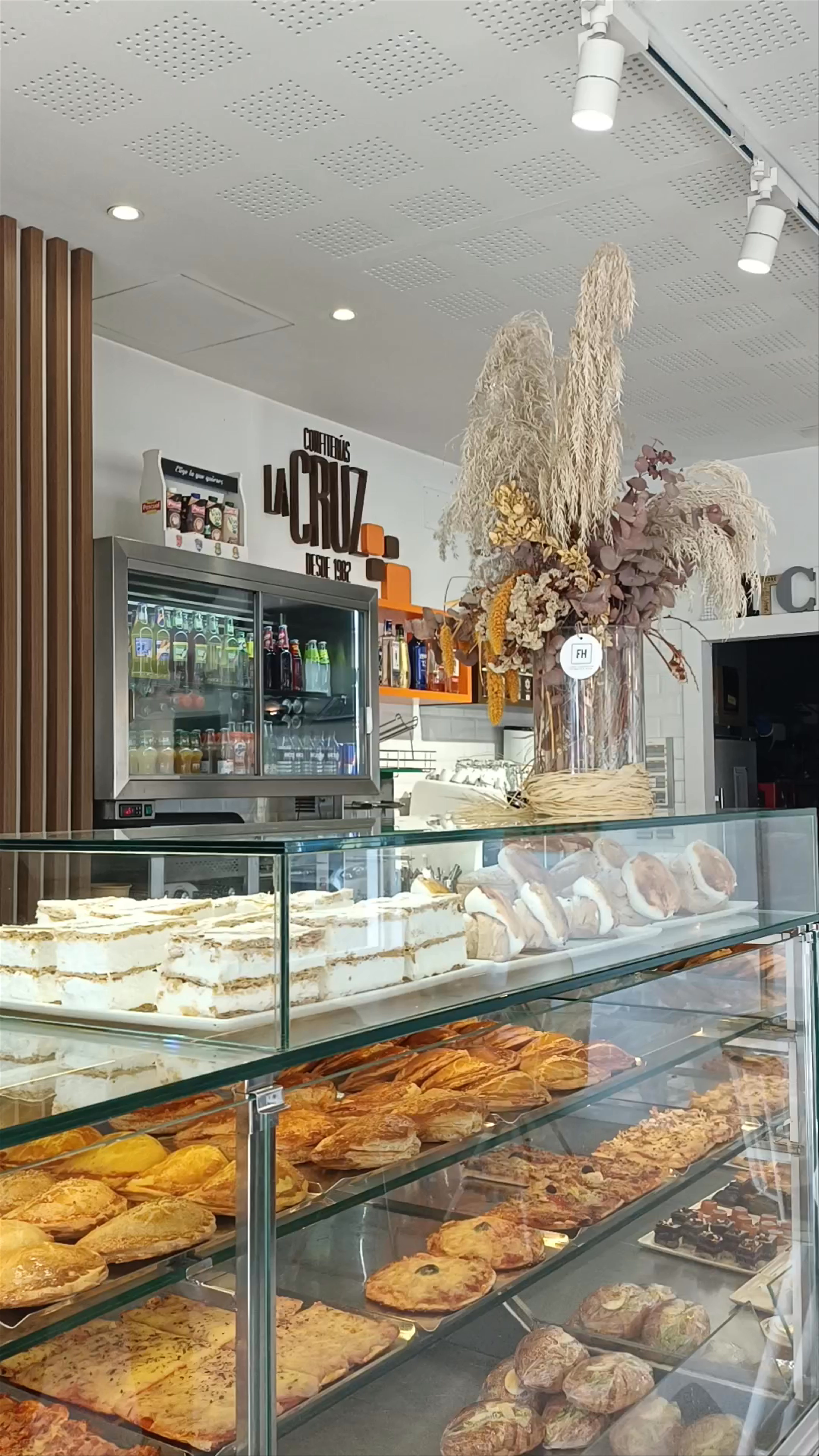 Confectionery La Cruz
