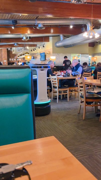 Grady's Snack N' Dine - Robot delivery? Super cool! - Diners Near Me - Homewood, Illinois