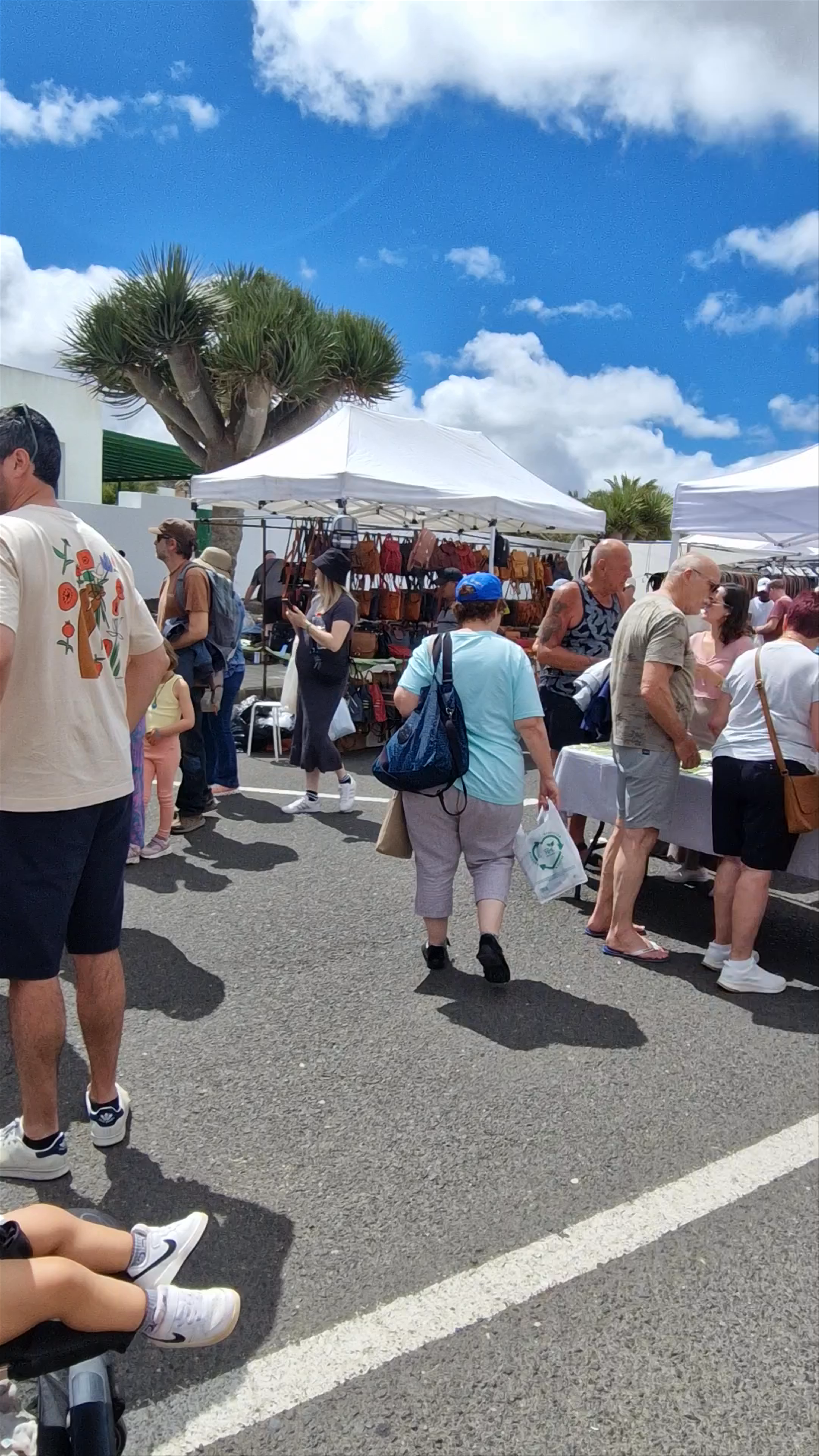 Teguise Market: Vibrant Open-Air Bazaar in the Heart of Lanzarote