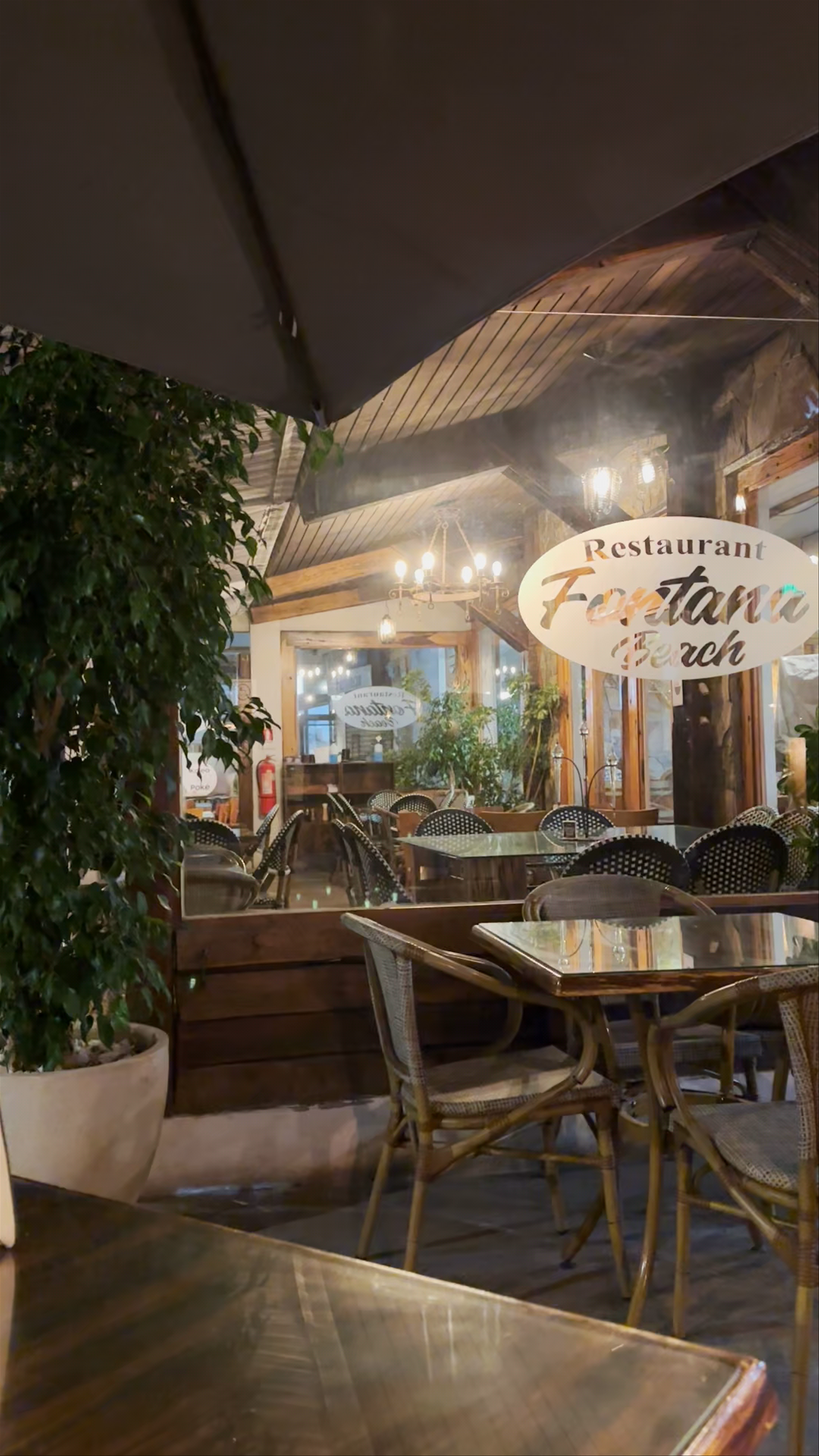 Fontana Beach Restaurant: Rustic Charm in La Serena