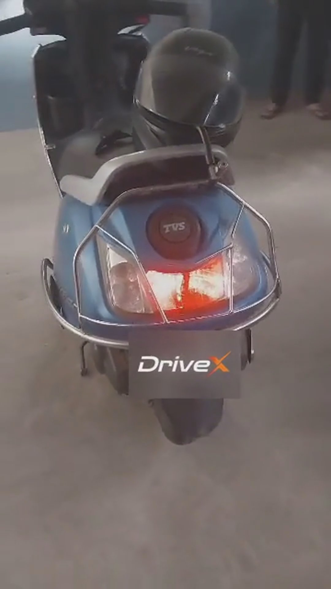 Walk-around video thumbnail