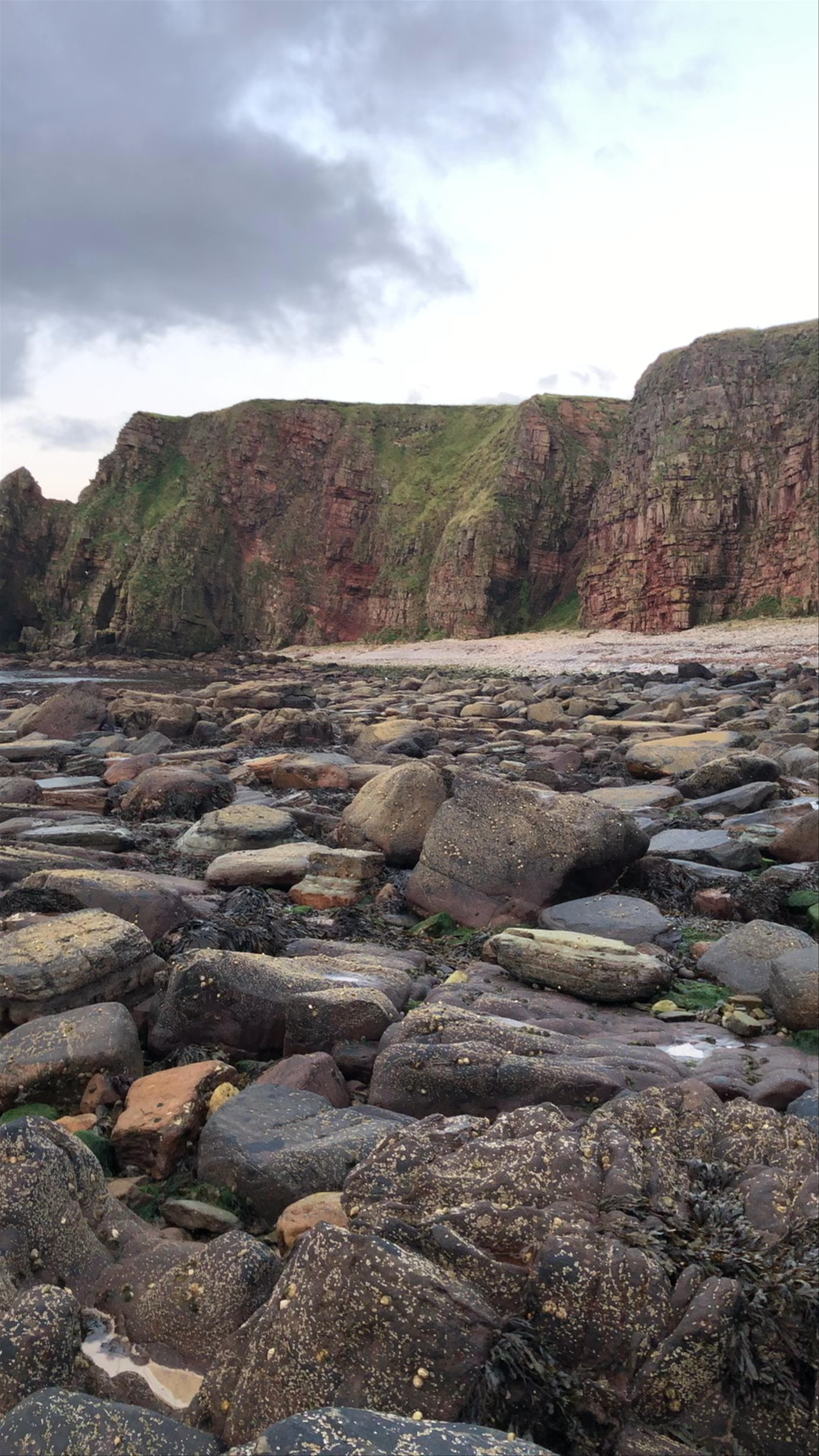Duncansby Stacks: Rugged Coastal Cliffs of Northern Scotland