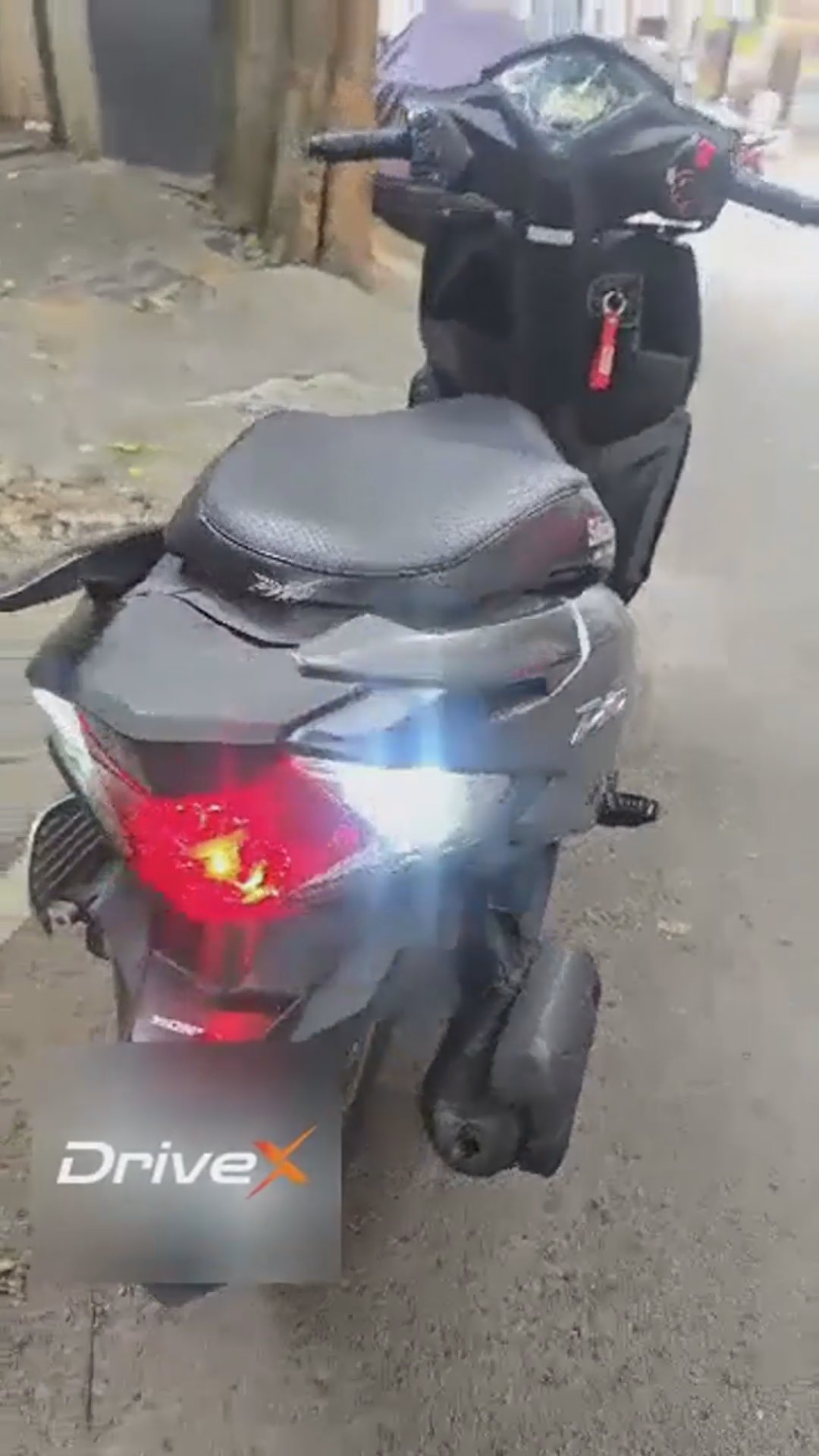 Walk-around video thumbnail