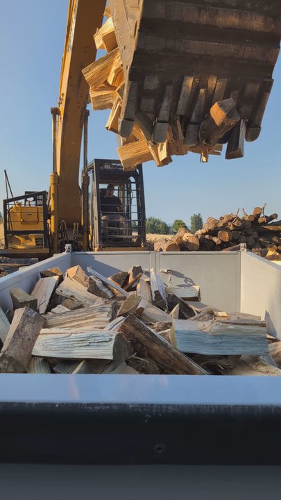 Inland Firewood - Firewood Near Me