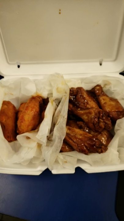 Wing Madness - So I have been waiting for this place open for about 8 months now they finally opened and I'm gonna give them in 4 stars - Chicken Wings Near Me - Springfield, Massachusetts
