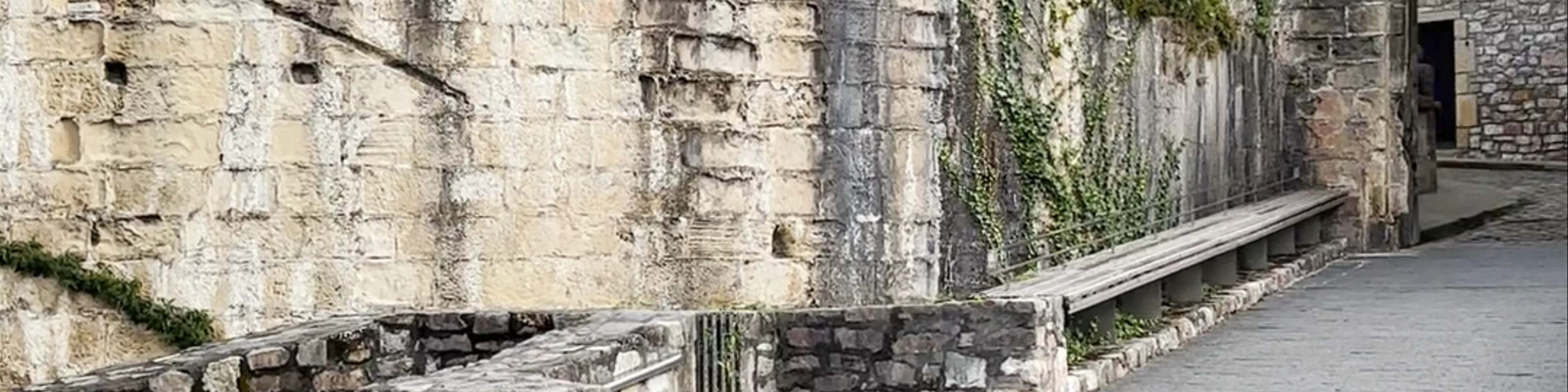 Puerta de Santa María