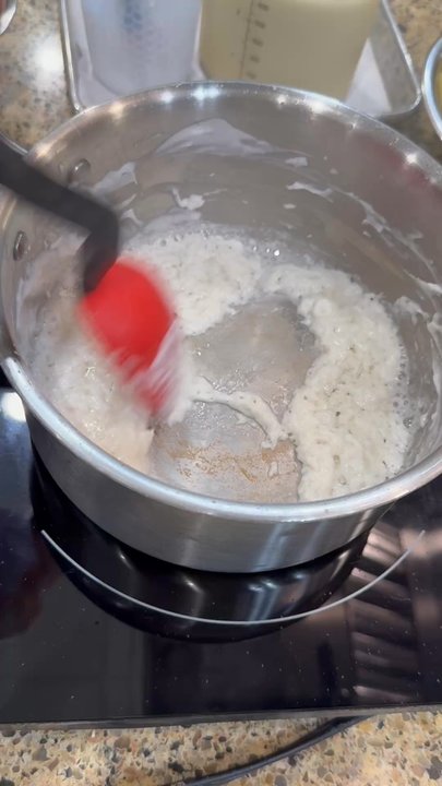 Pans on Fire - Key to Yellow Thai Curry sauce is to reduce the coconut oil - Cooking Classes Near Me - Pleasanton, California